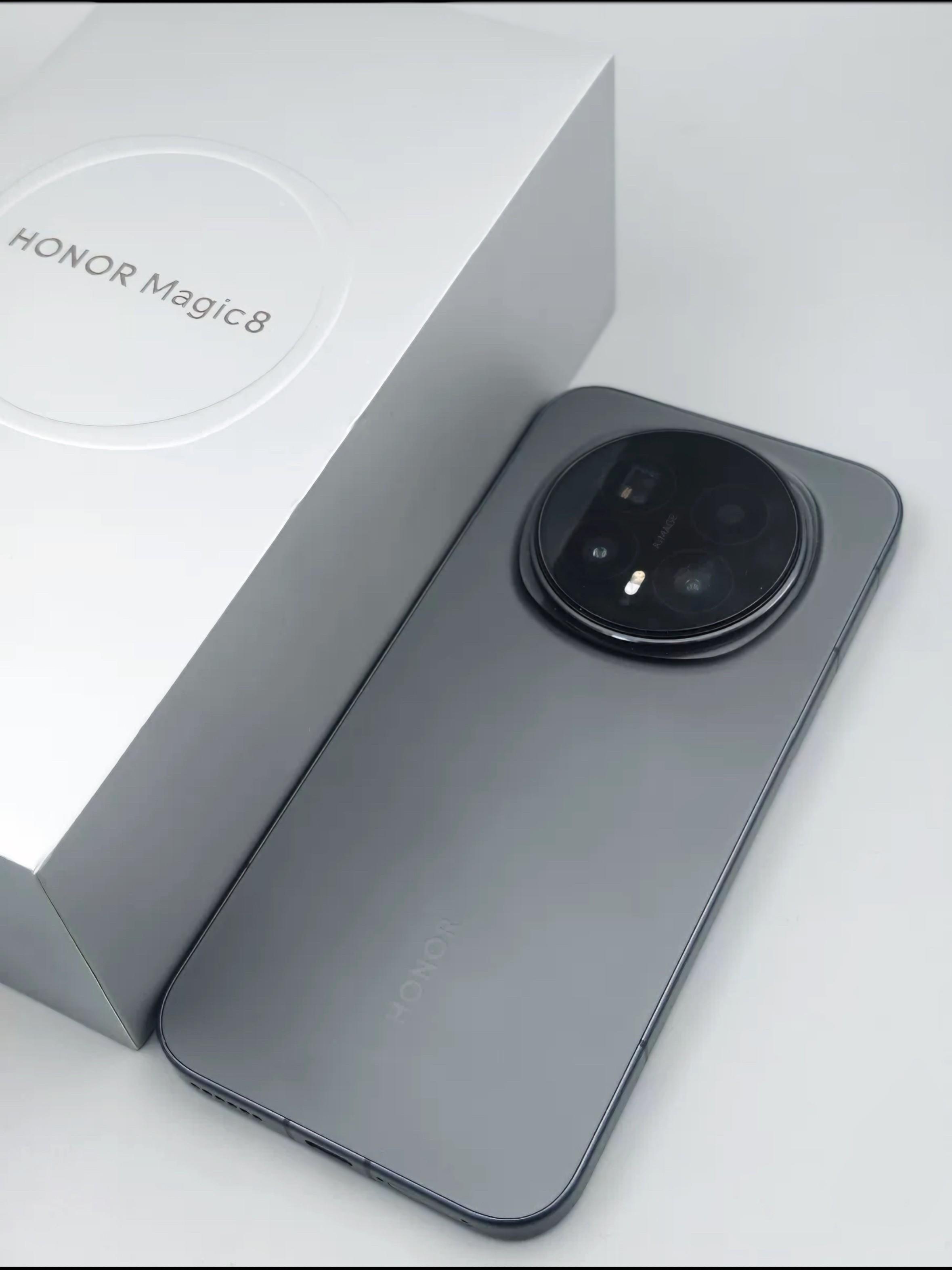 荣耀Magic8实测:全能水桶机但有小遗憾❗